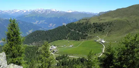 Der Almenweg unterm Hirzer