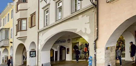 Das alte Meraner Ballhaus