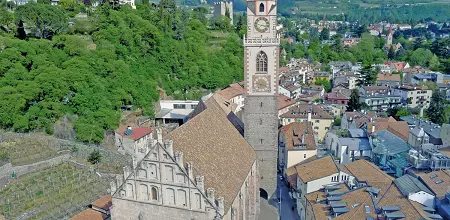 Die Stadtpfarrkirche St. Nikolaus Meran