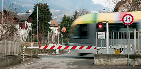 Land soll Bahnlinie Bozen-Meran übernehmen